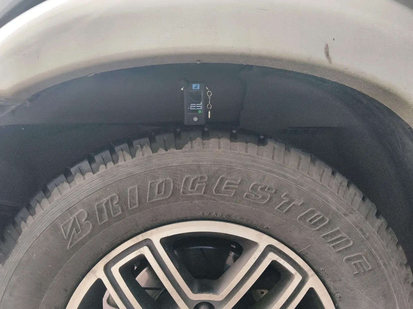 2012 Mahindra Scorpio SLE BS-III, Diesel, Manual, 69,631 km, tyre
