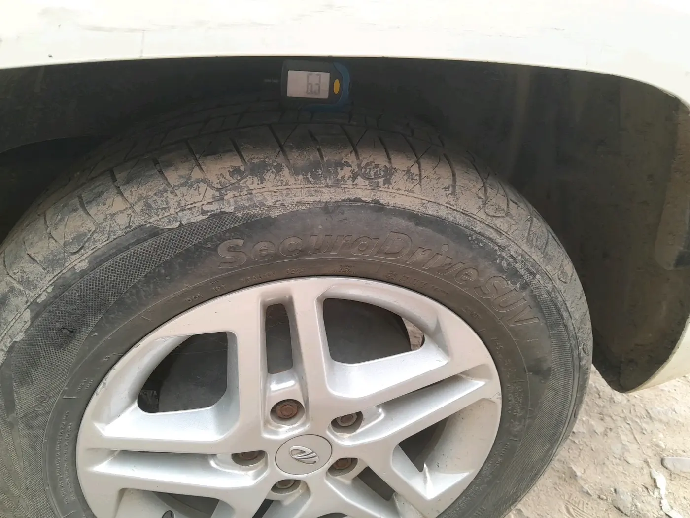 2018 Mahindra TUV 300 PLUS P8, Diesel, Manual, 1,10,466 km, tyre