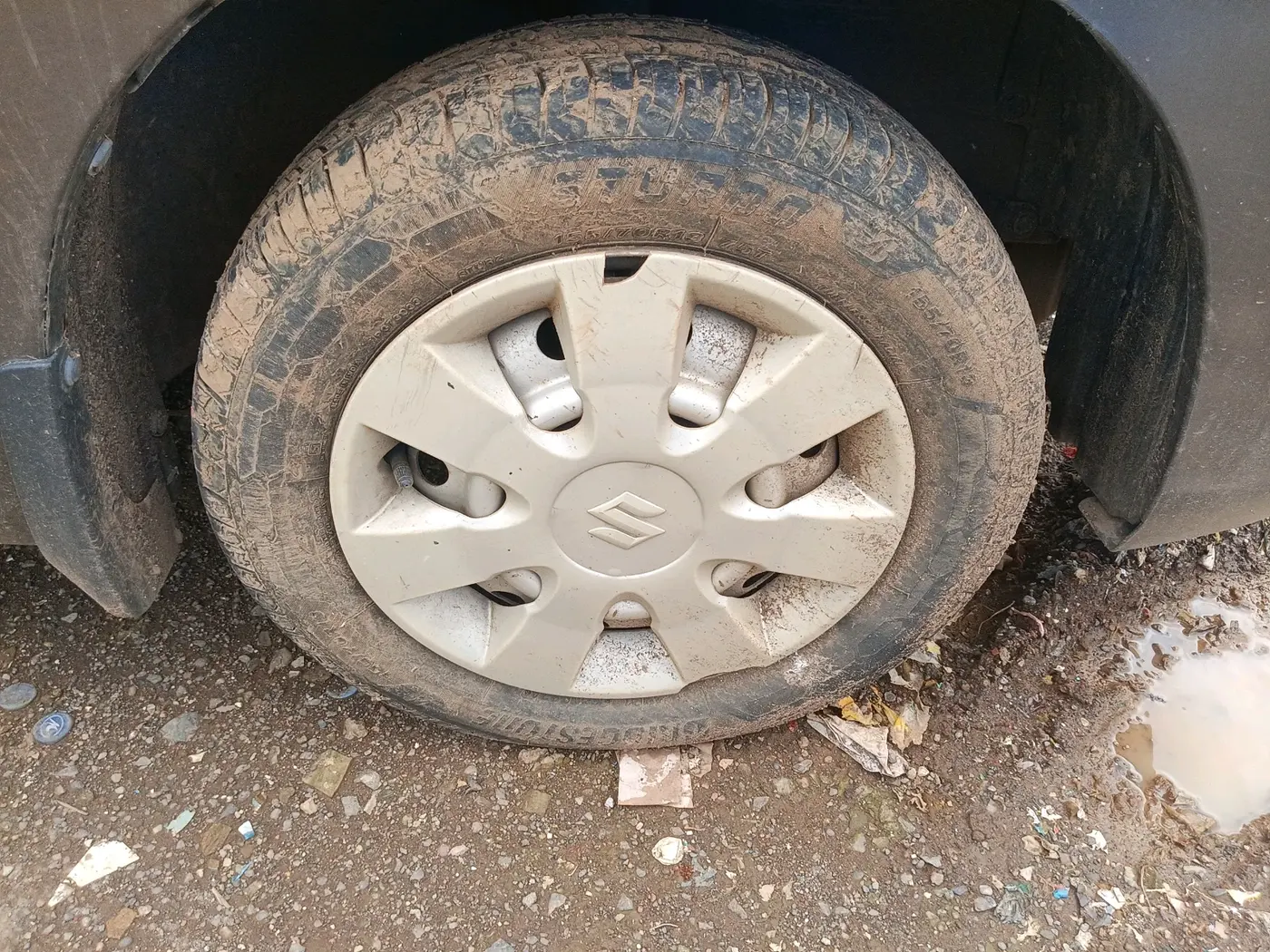 2014 Maruti Wagon R 1.0 LXI CNG, CNG, Manual, 57,605 km, tyre