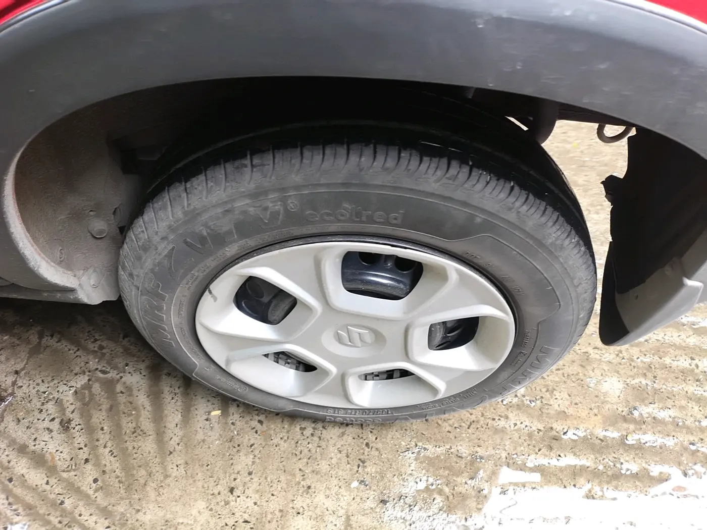 2021 Maruti S PRESSO VXI, Petrol, Manual, 13,505 km, tyre