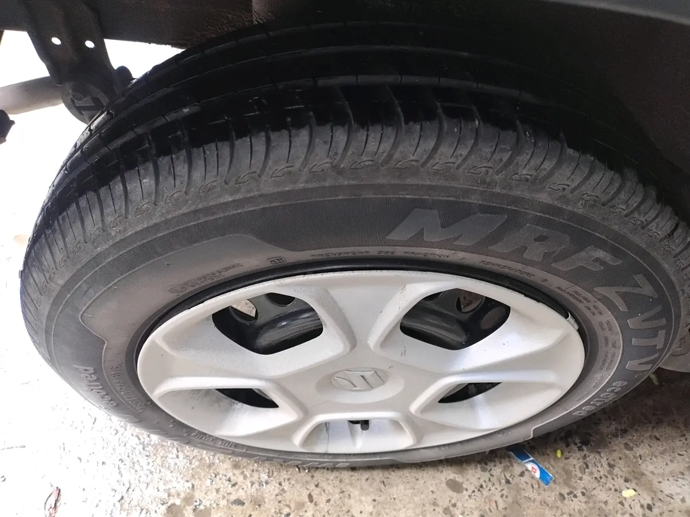 2021 Maruti S PRESSO VXI, Petrol, Manual, 13,505 km, tyre