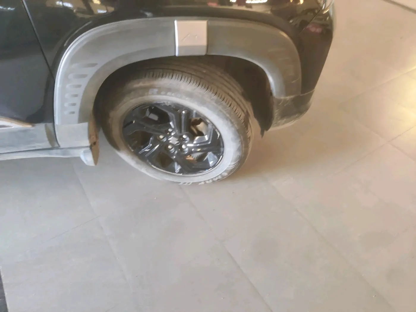 2025 Maruti BREZZA ZXI SMART HYBRID , Petrol, Manual, 19,770 km, tyre