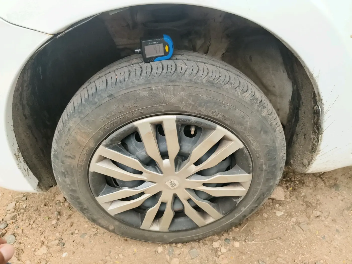 2018 Nissan Micra Active XV, Petrol, Manual, 90,180 km, tyre