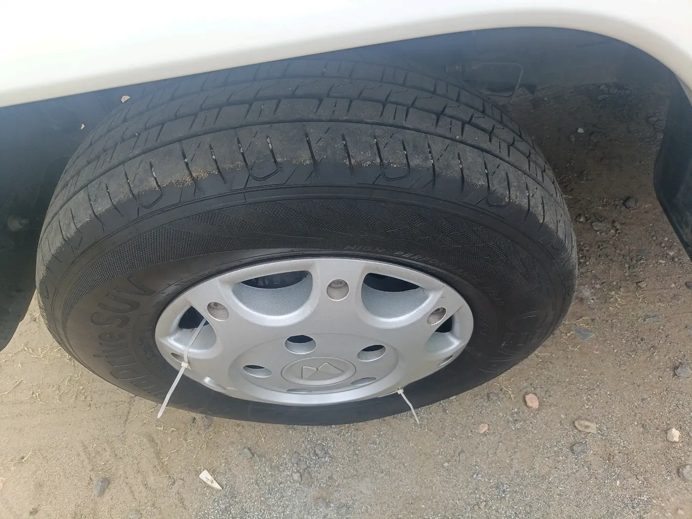 2024 Mahindra Bolero B6, Diesel, Manual, 26,584 km, tyre