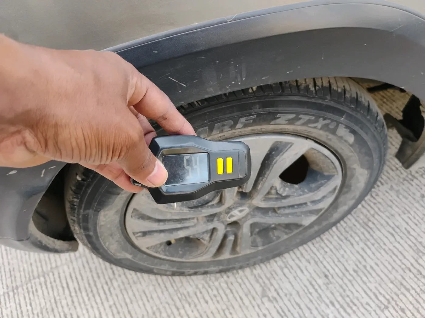 2019 Tata TIAGO NRG PETROL, CNG, Manual, 83,725 km, tyre