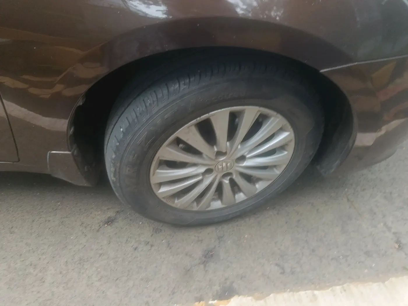 2015 Maruti Ciaz ZXI AT, Petrol, Automatic, 60,220 km, tyre