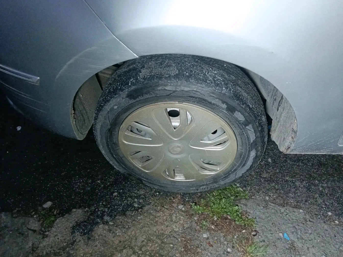 2012 Tata Indica Vista VX 90PS, Diesel, Manual, 1,45,455 km, tyre