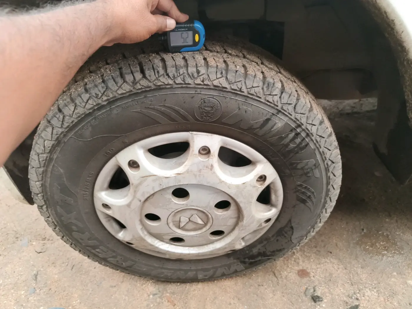 2019 Mahindra Bolero POWER PLUS ZLX, Diesel, Manual, 1,33,641 km, tyre