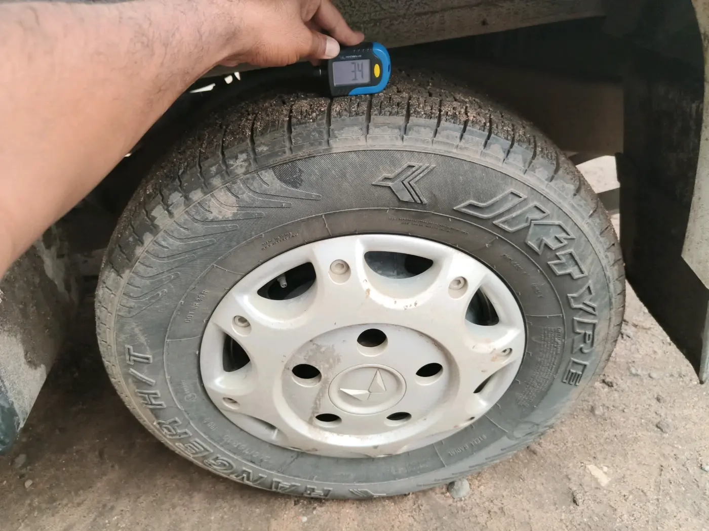 2019 Mahindra Bolero POWER PLUS ZLX, Diesel, Manual, 1,33,641 km, tyre