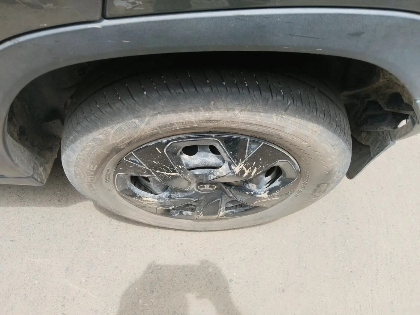 2025 Tata PUNCH Adventure Plus, Petrol, Manual, 25,000 km, tyre