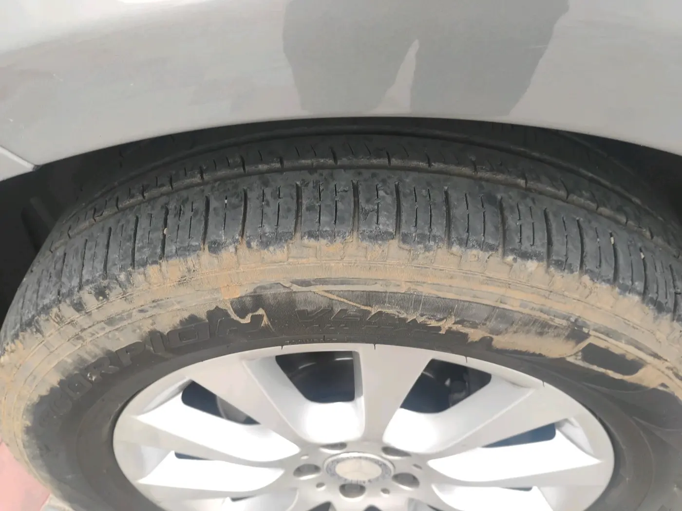 2013 Mercedes Benz Ml Class 250 CDI, Diesel, Automatic, 1,51,517 km, tyre