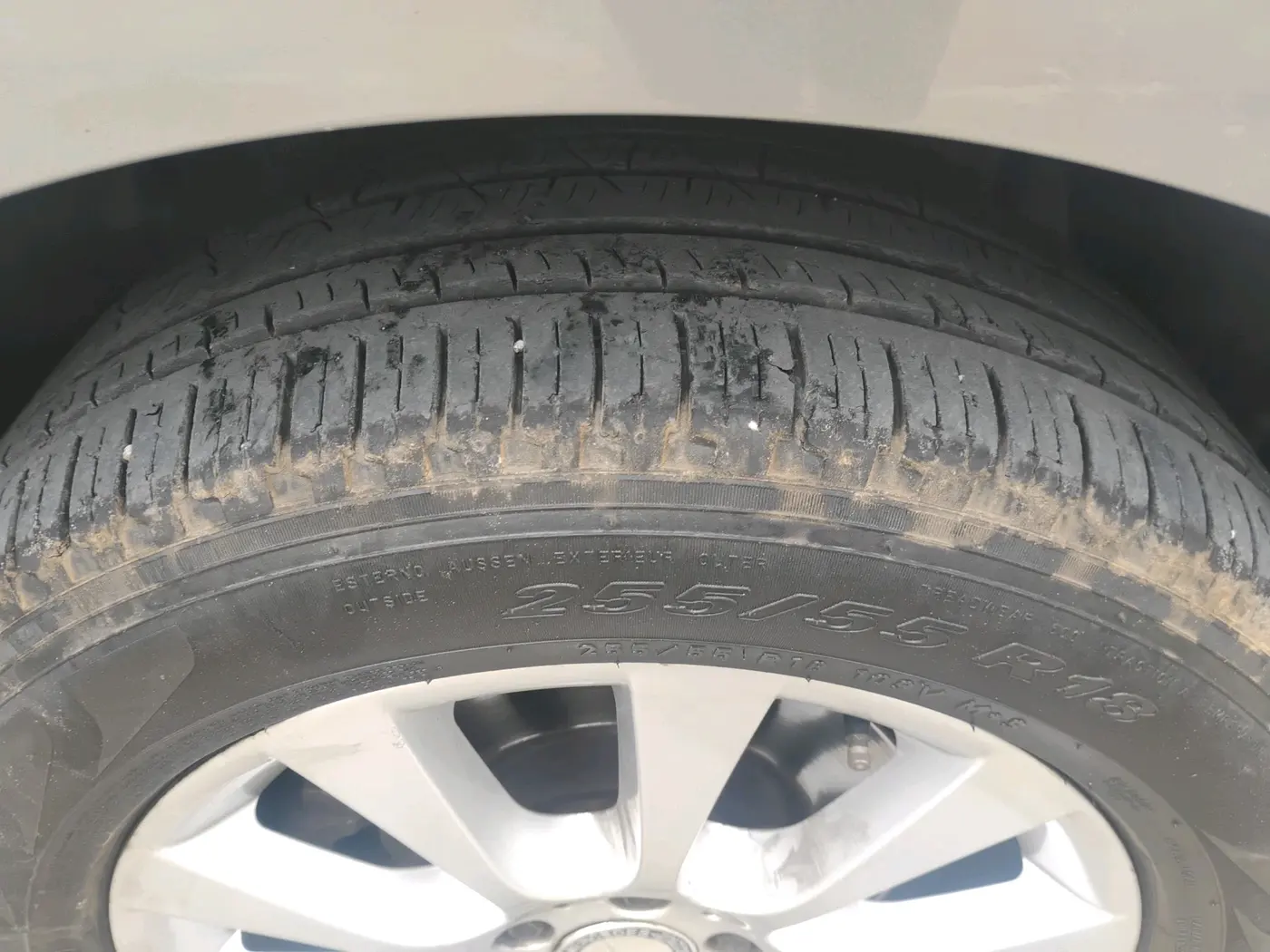 2013 Mercedes Benz Ml Class 250 CDI, Diesel, Automatic, 1,51,517 km, tyre