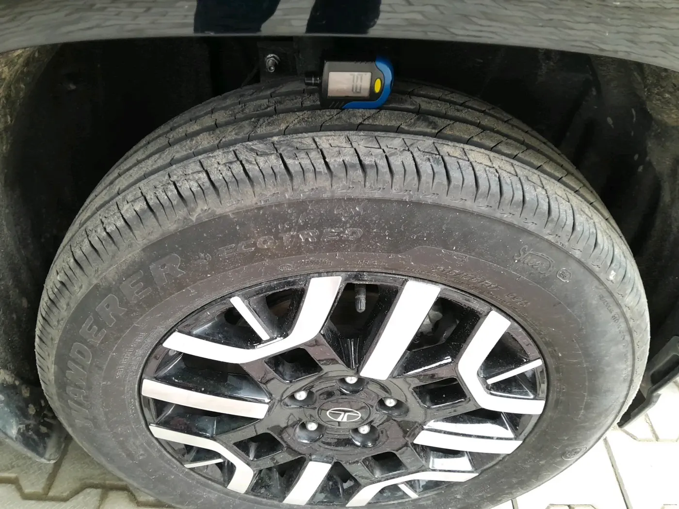 2026 Tata Sierra Adventure 1.5 Revotron MT, Petrol, Manual, 3,188 km, tyre
