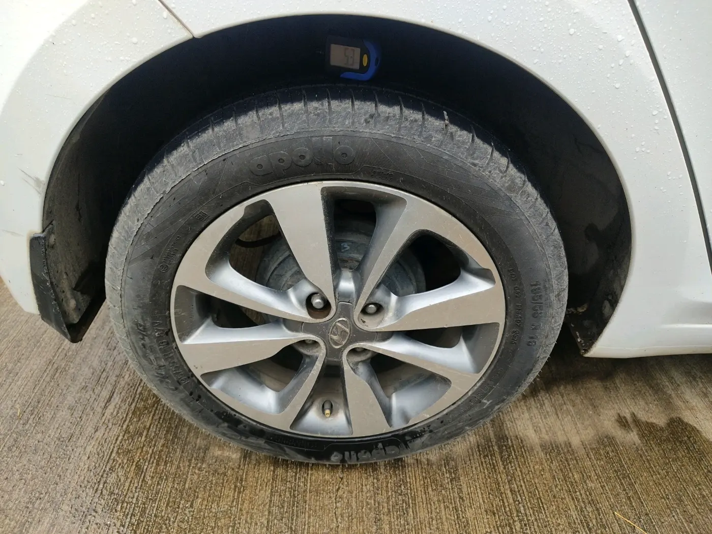 2017 Hyundai Elite i20 ASTA 1.2 (O), Petrol, Manual, 1,60,908 km, tyre