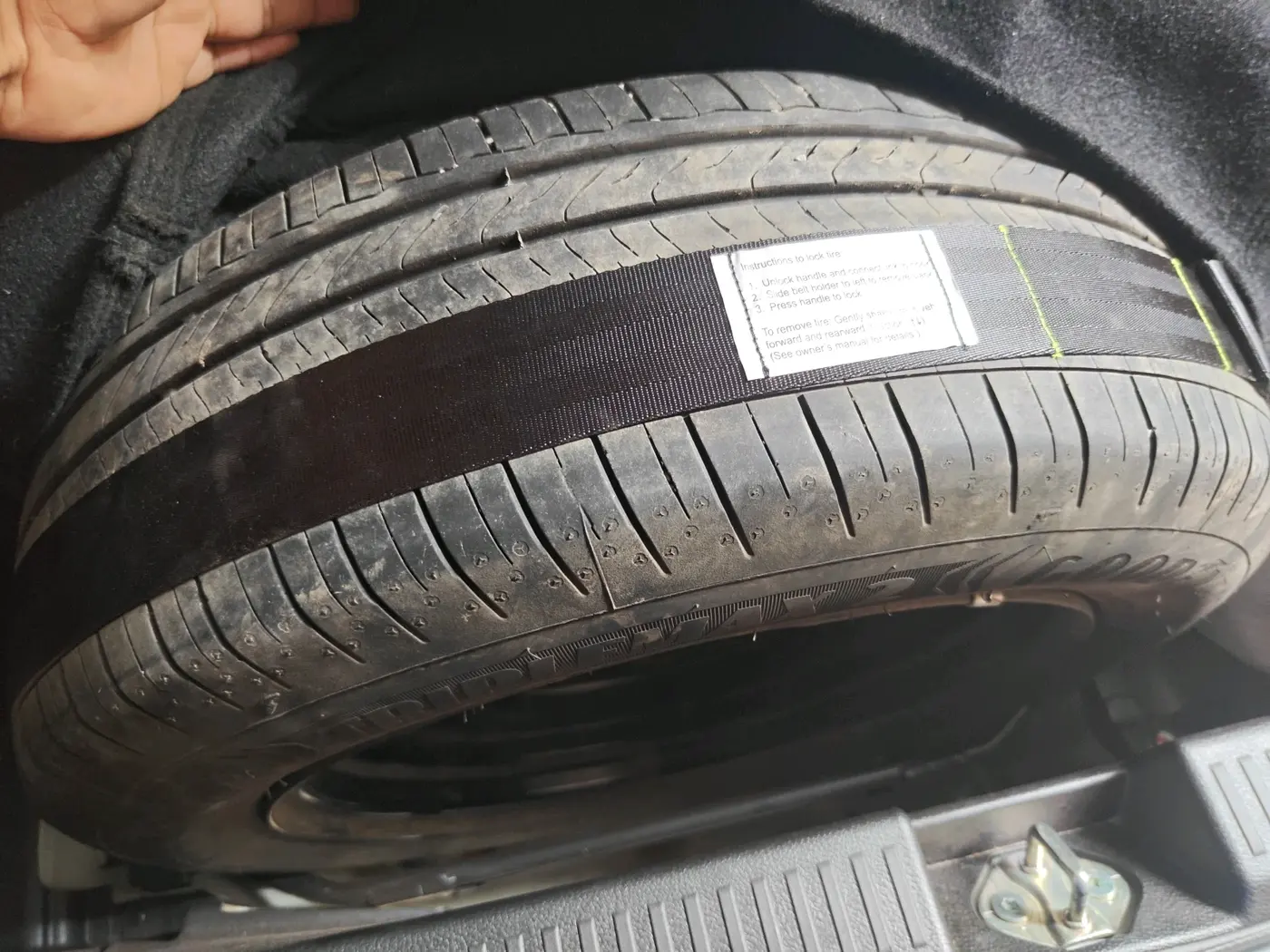 2025 Toyota Urban Cruiser Taisor E 1.2 CNG MT, CNG, Manual, 15,198 km, tyre