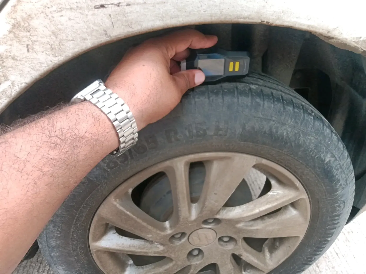 2011 Maruti Swift ZDI, Diesel, Manual, 1,70,048 km, tyre