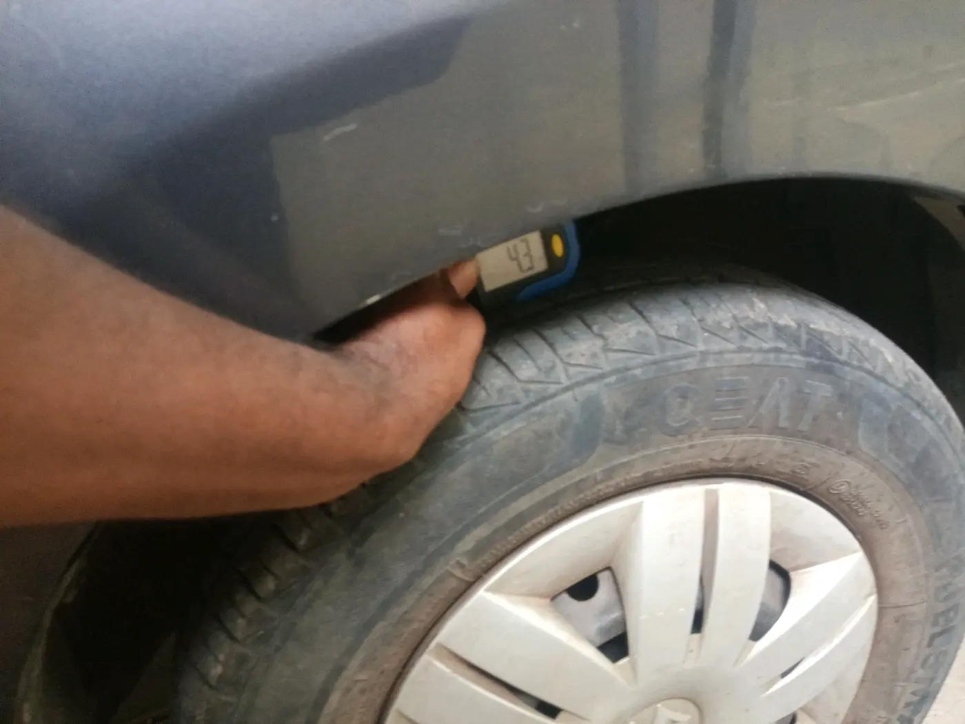2021 Maruti Alto LXI, Petrol, Manual, 30,562 km, tyre