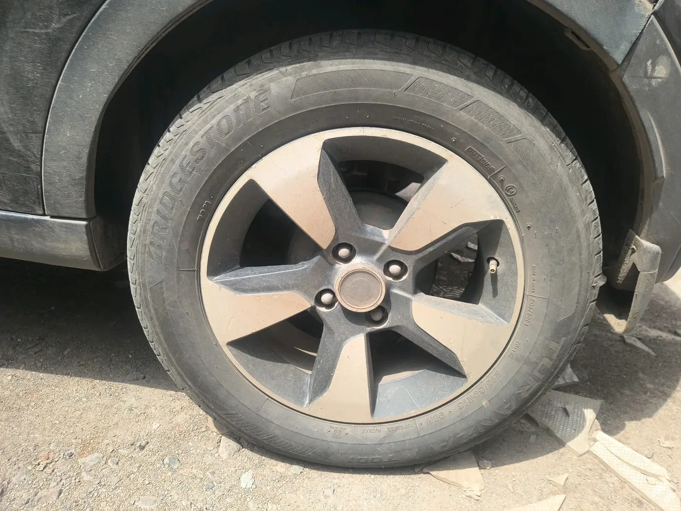2018 Tata NEXON XZA PLUS PETROL, CNG, Automatic, 1,09,595 km, tyre