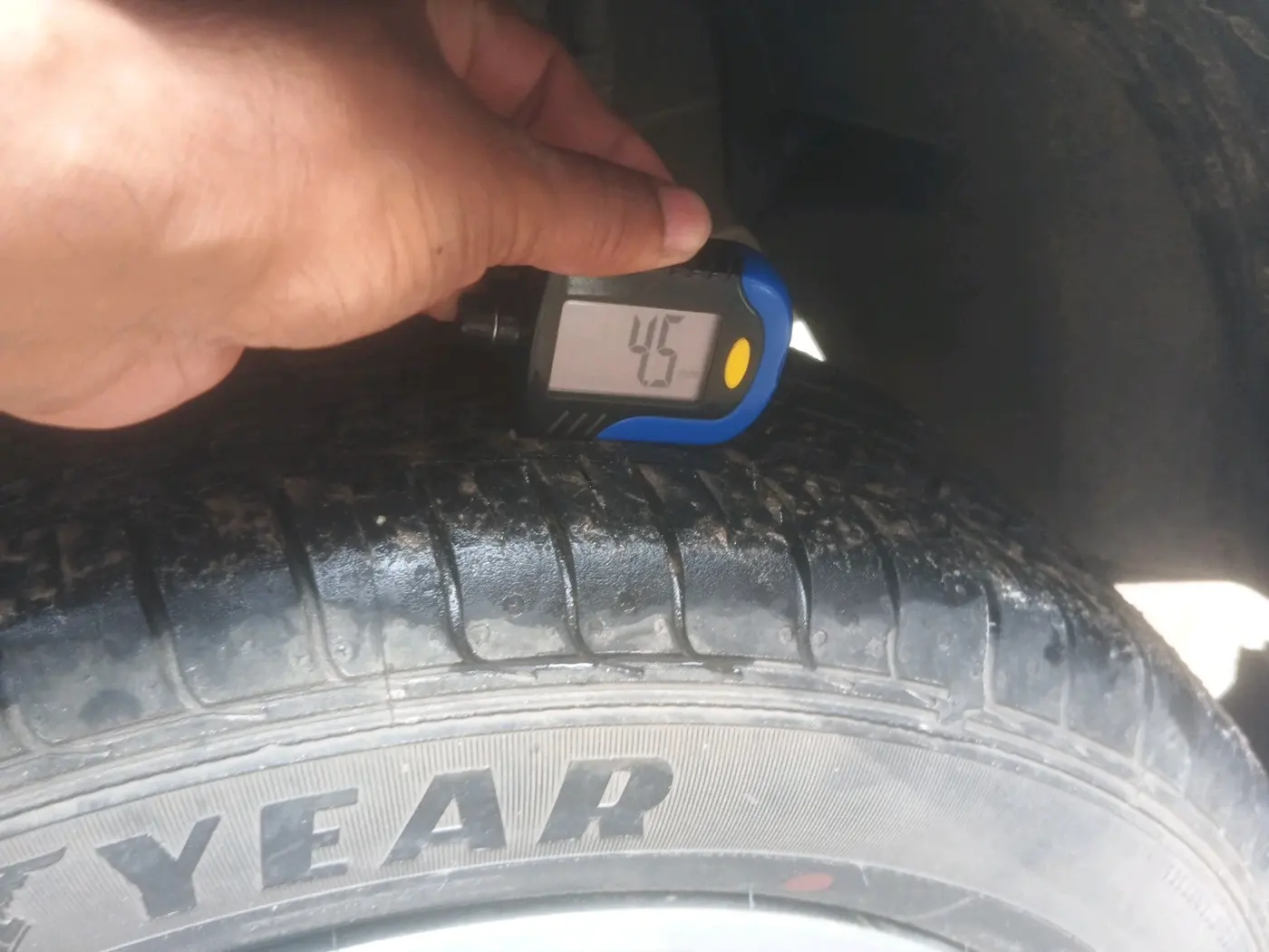 2019 Tata NEXON XM PETROL, Petrol, Manual, 1,02,092 km, tyre