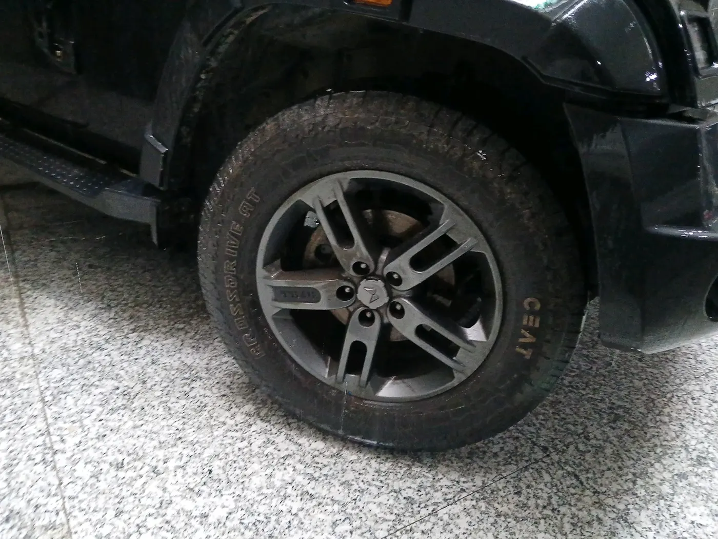 2023 Mahindra Thar LX P 2WD AT HT, Petrol, Automatic, 19,702 km, tyre