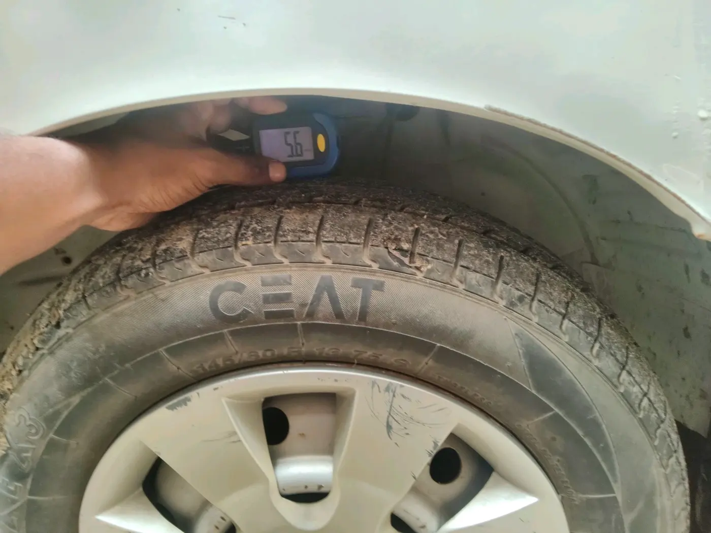 2013 Maruti Wagon R 1.0 LXI, Petrol, Manual, 44,801 km, tyre