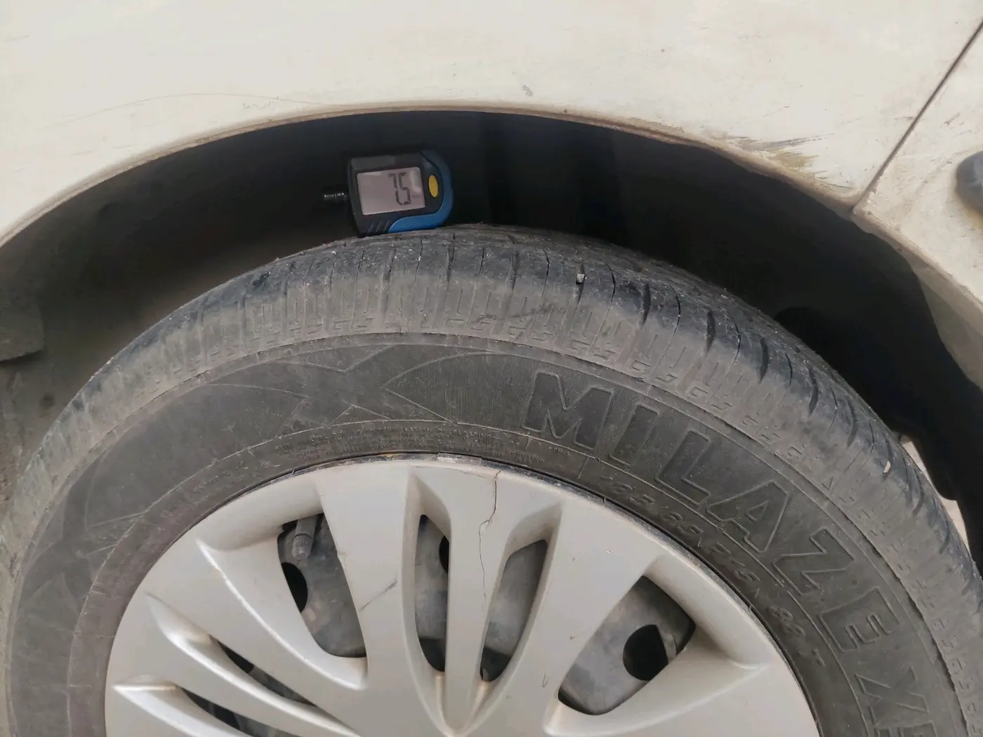 2014 Maruti Ertiga VDI, Diesel, Manual, 1,89,049 km, tyre