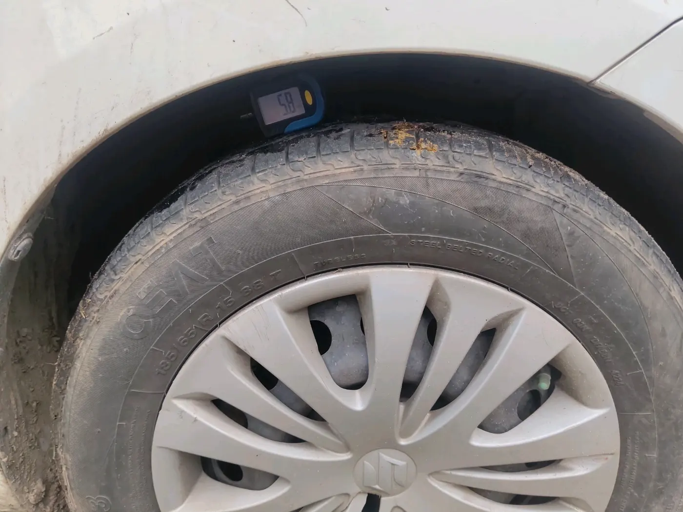 2014 Maruti Ertiga VDI, Diesel, Manual, 1,89,049 km, tyre
