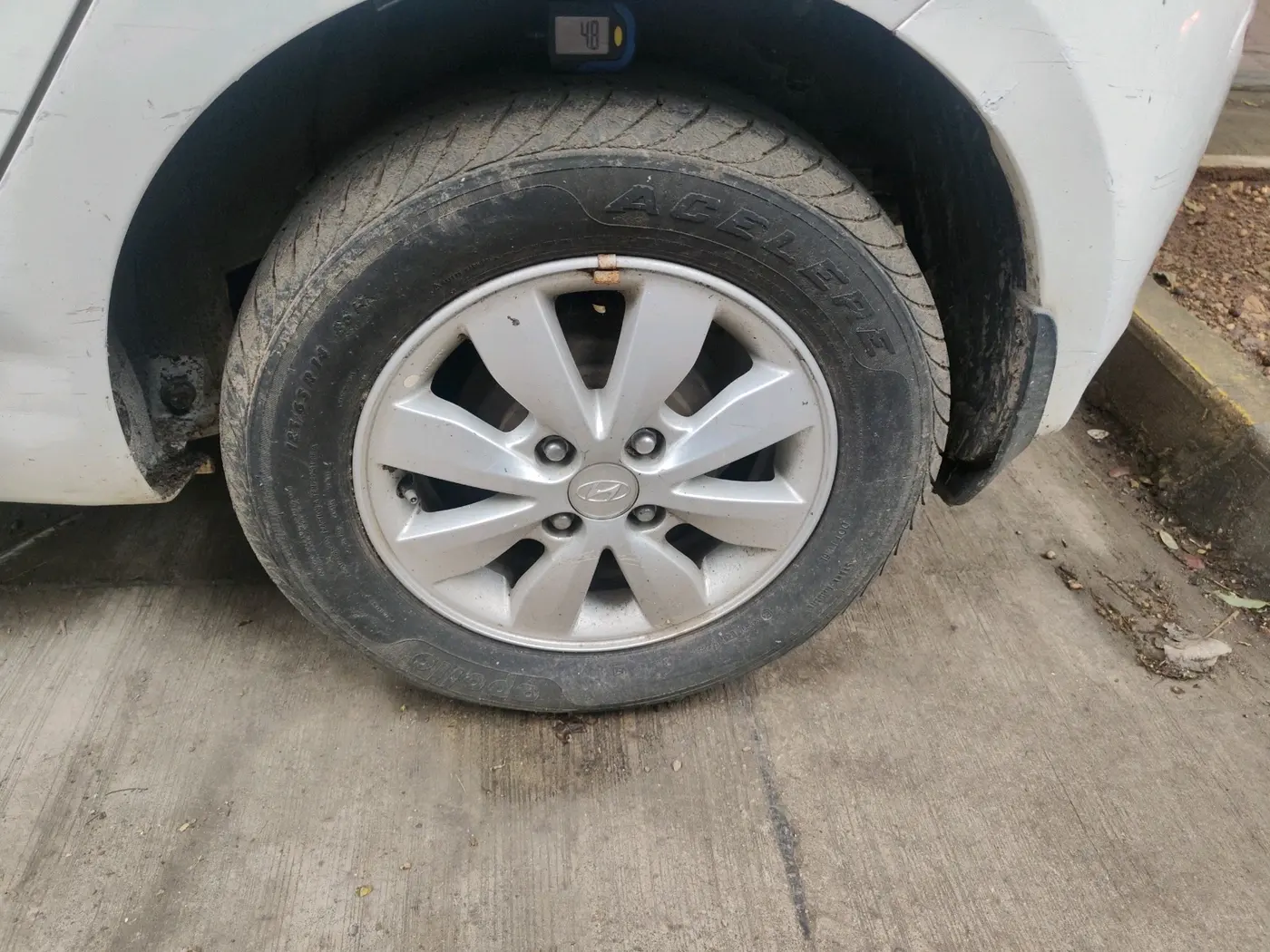 2014 Hyundai i20 SPORTZ 1.2, Petrol, Manual, 52,880 km, tyre