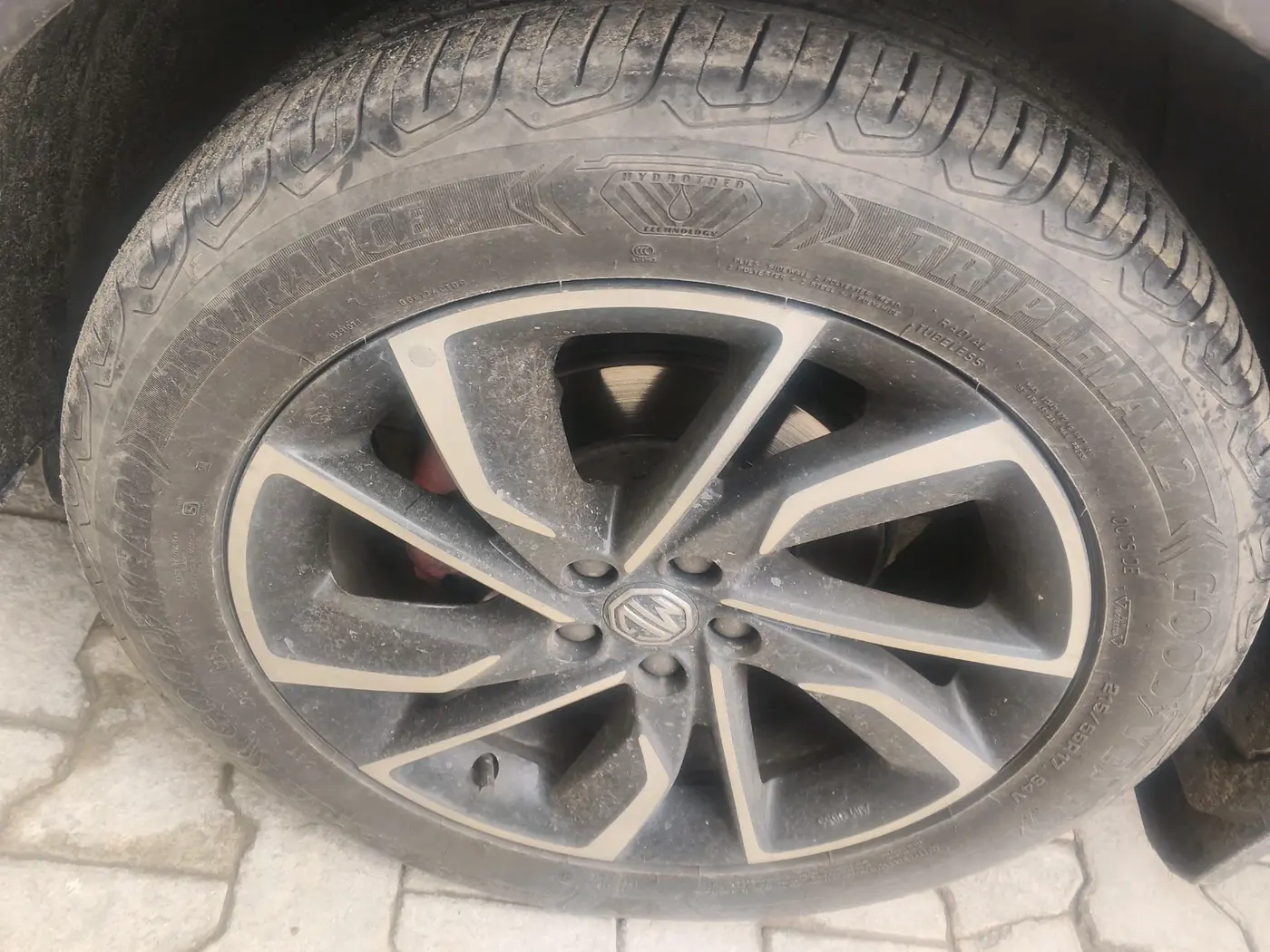 2023 MG ASTOR SAVVY 1.3 TURBO AT S RED, Petrol, Automatic, 17,473 km, tyre