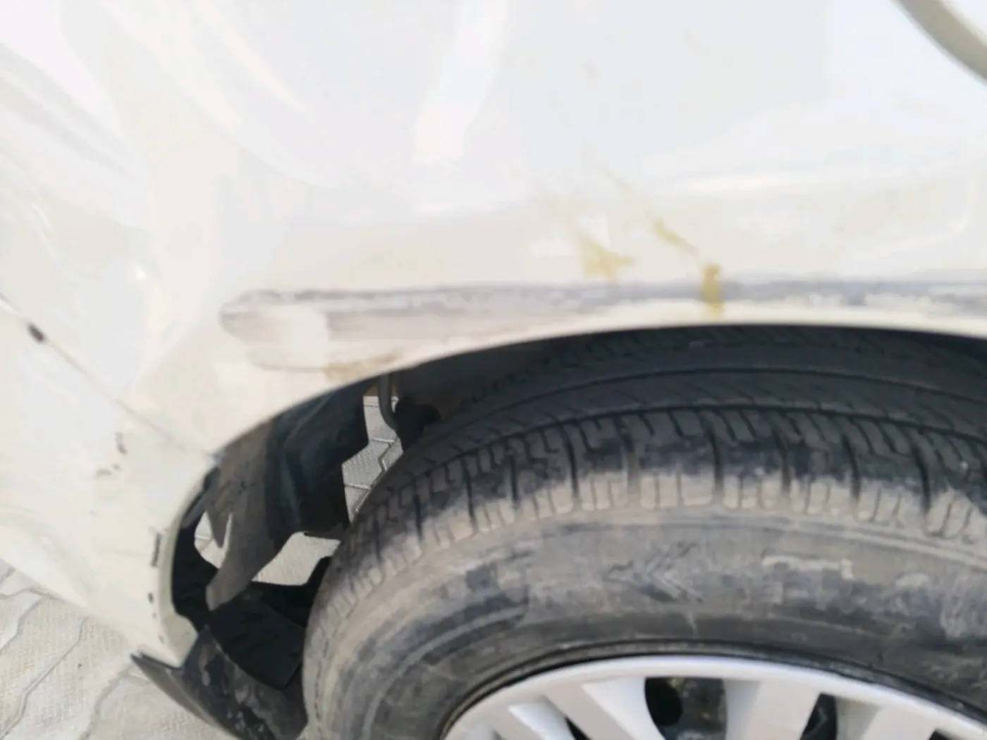 2014 Maruti Swift Dzire VDI, Diesel, Manual, 1,18,968 km, tyre
