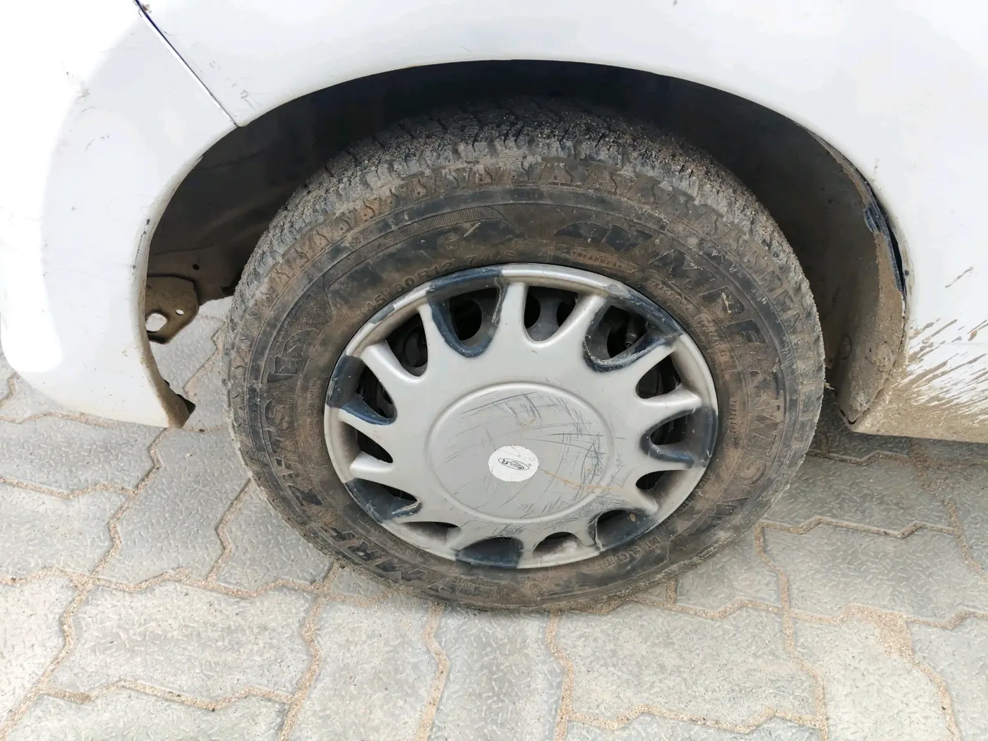 2016 Maruti Alto 800 LXI, Petrol, Manual, 86,500 km, tyre