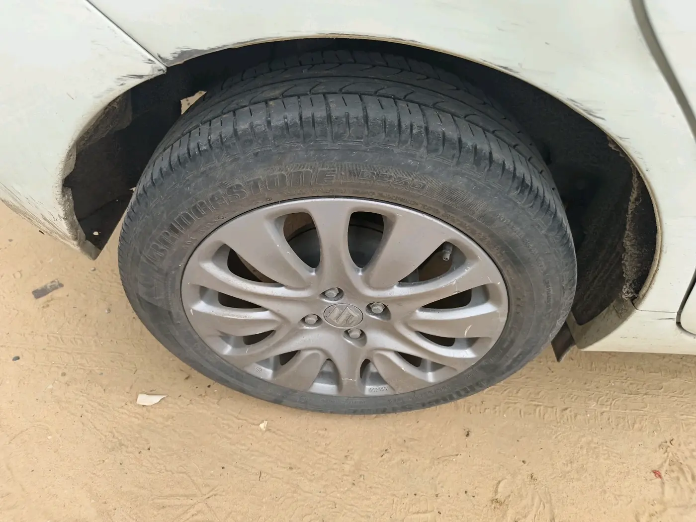 2017 Maruti Baleno ZETA CVT PETROL 1.2, Petrol, Automatic, 60,633 km, tyre