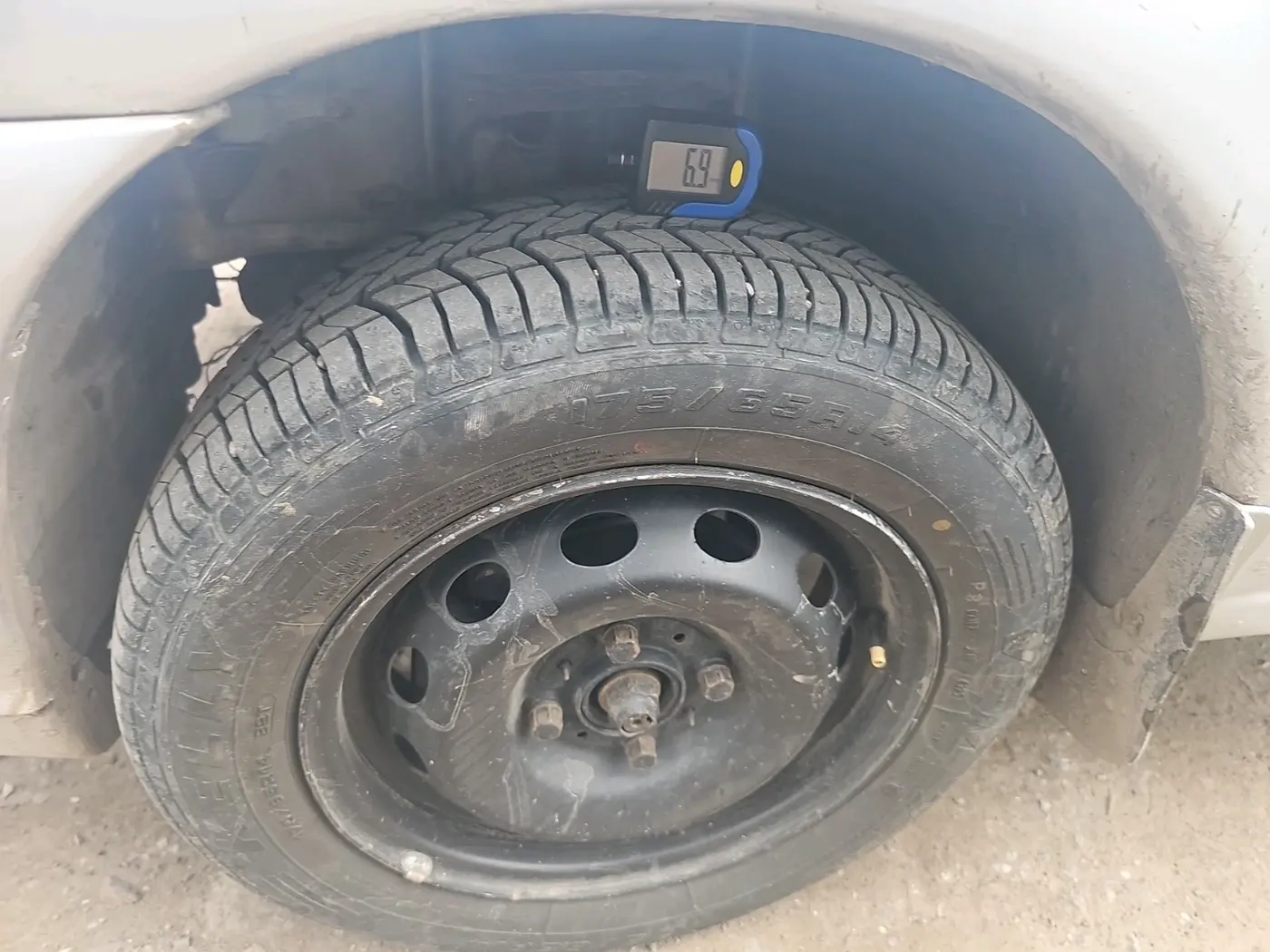 2015 Tata Indigo ECS LX TDI, Diesel, Manual, 1,88,044 km, tyre