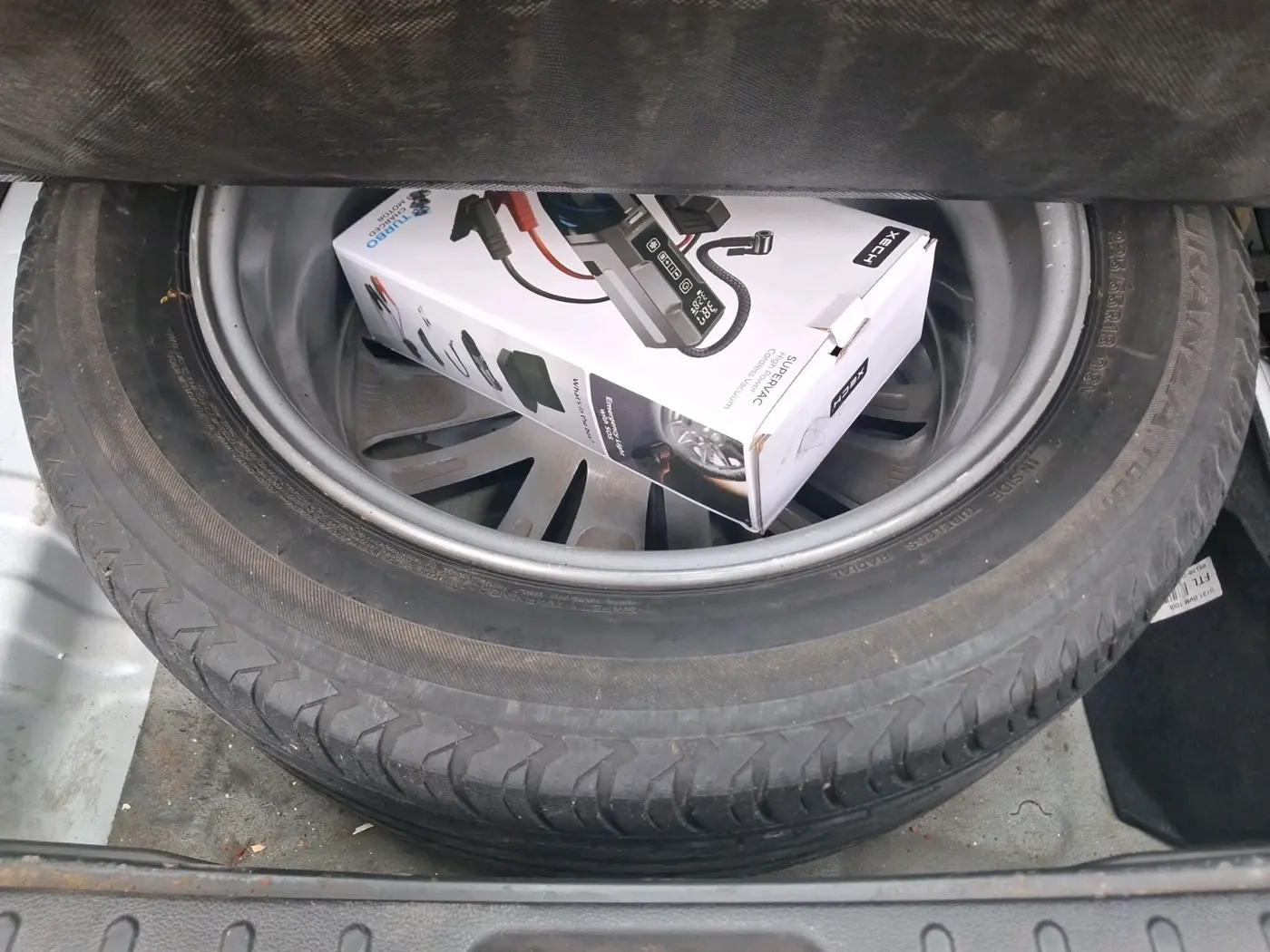 2018 Hyundai Tucson 2WD AT GL DIESEL
, Diesel, Automatic, 72,438 km, tyre