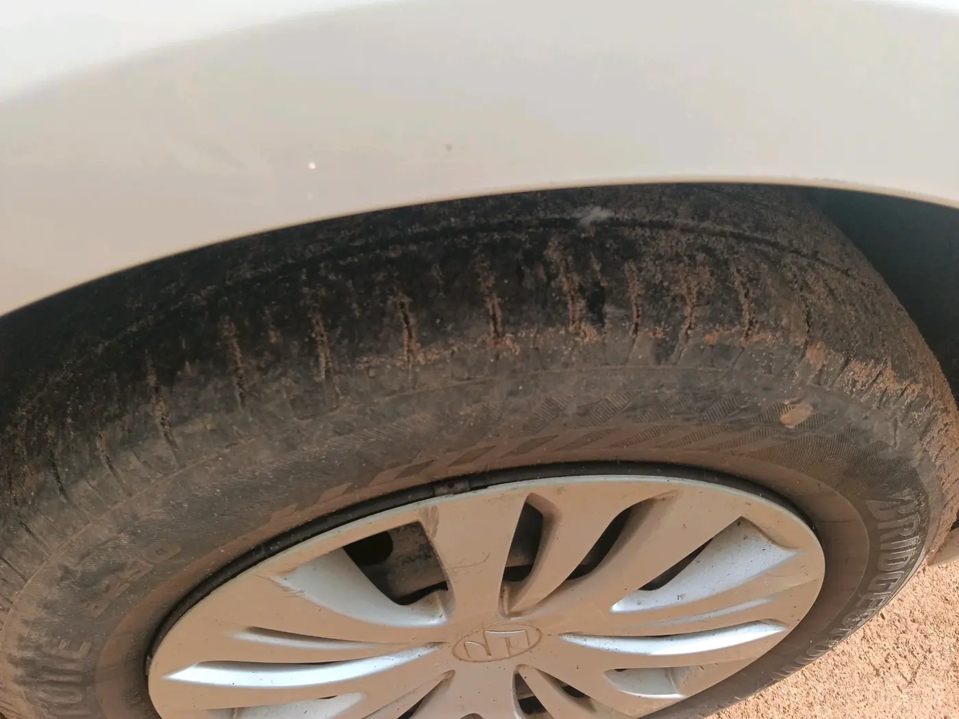 2015 Maruti Ertiga VDI, Diesel, Manual, 1,69,441 km, tyre