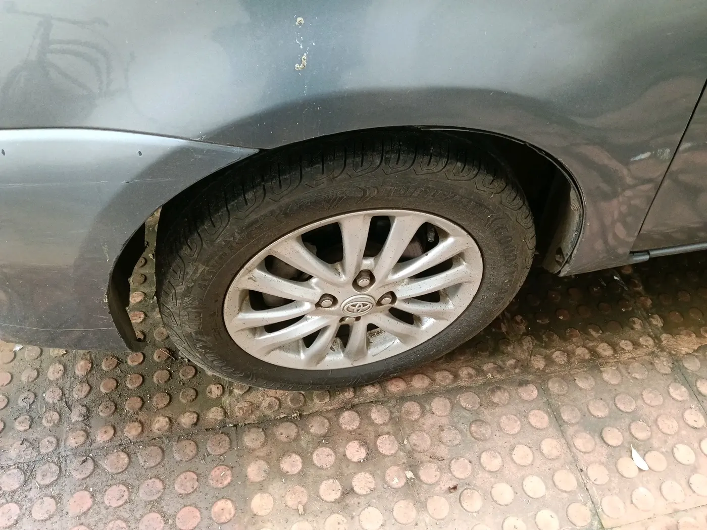 2016 Toyota Etios VX, Petrol, Manual, 47,972 km, tyre