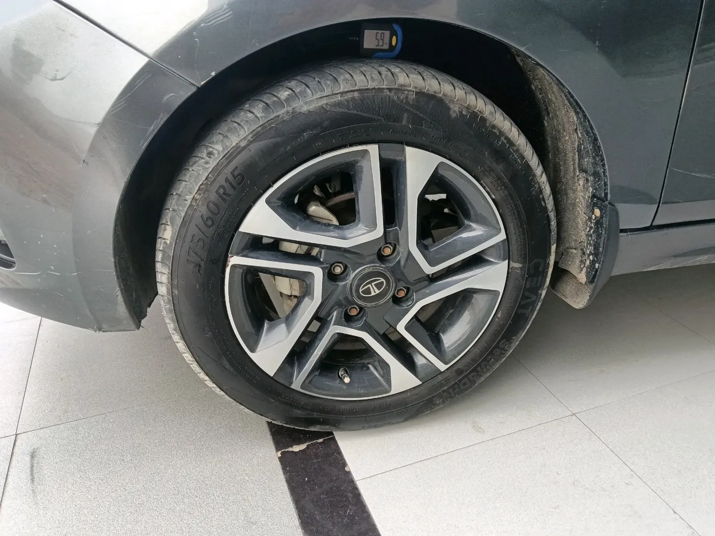 2021 Tata Tiago XZA PLUS PETROL, Petrol, Automatic, 67,618 km, tyre