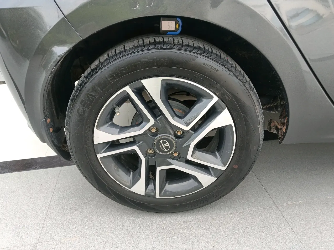 2021 Tata Tiago XZA PLUS PETROL, Petrol, Automatic, 67,618 km, tyre