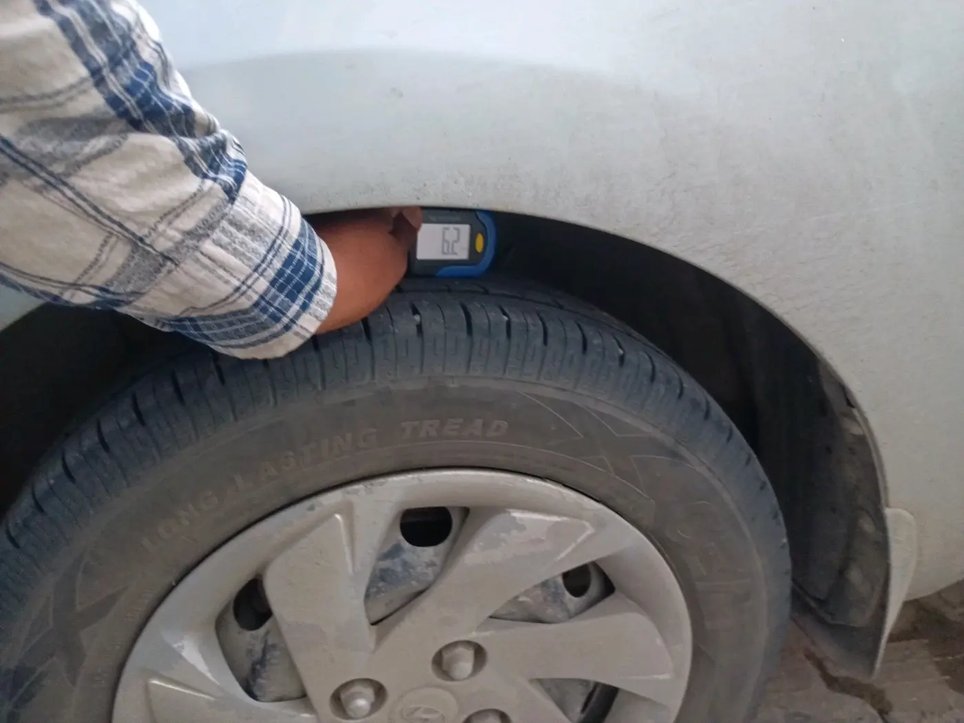 2019 Hyundai NEW SANTRO SPORTZ CNG, CNG, Manual, 2,19,634 km, tyre