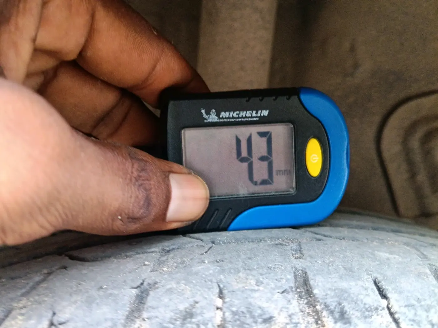 2024 Tata NEXON SMART+ 1.2 PETROL, Petrol, Manual, 46,799 km, tyre