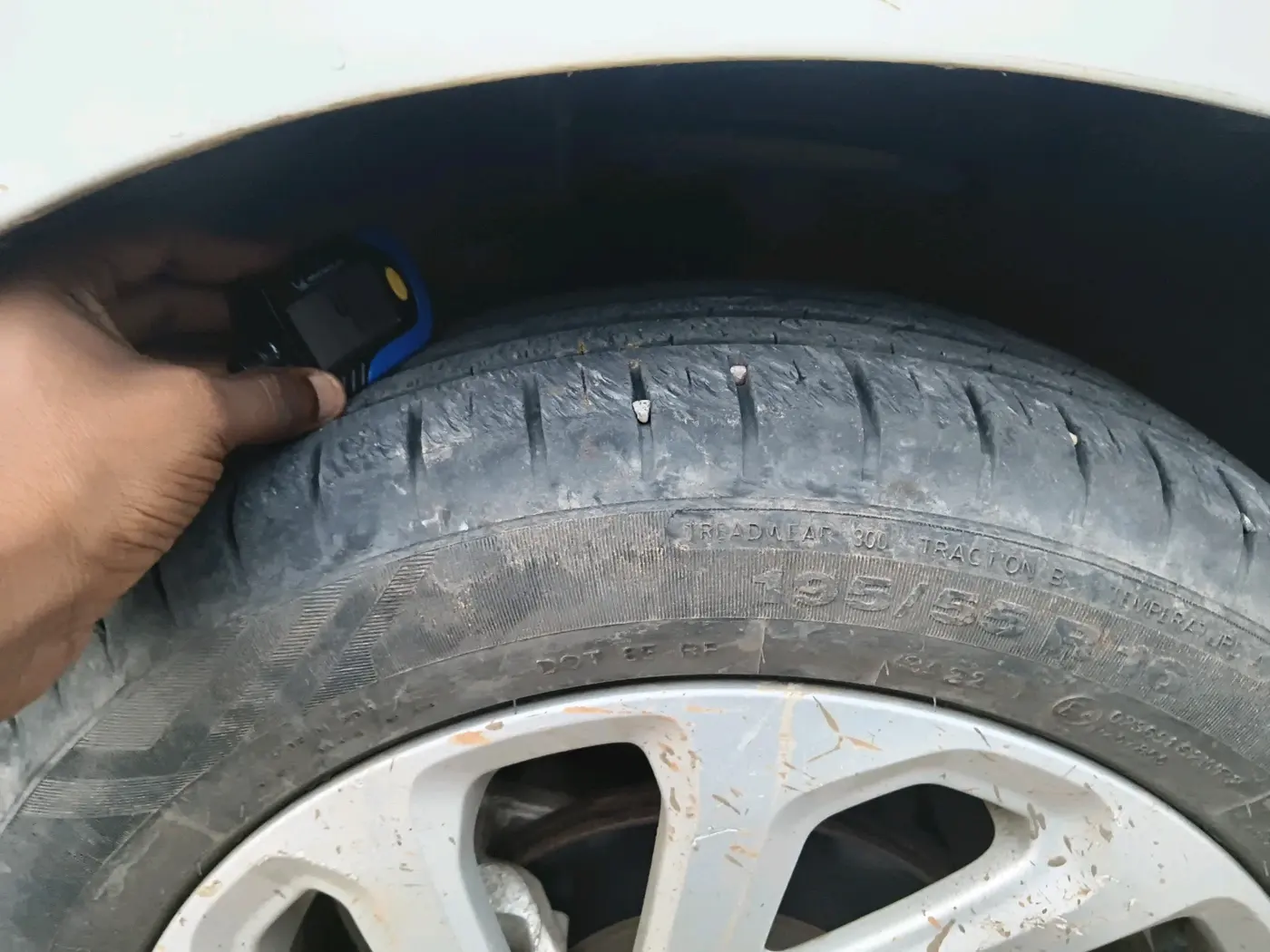 2022 Maruti Baleno ZETA PETROL 1.2, Petrol, Manual, 21,515 km, tyre