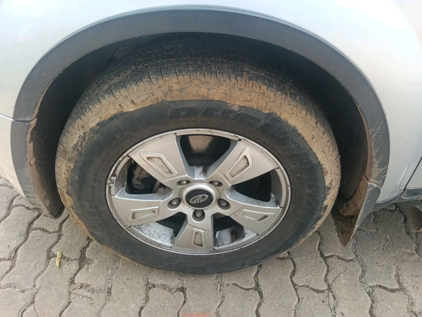 2012 Mahindra XUV500 W8, Diesel, Manual, 63,796 km, tyre
