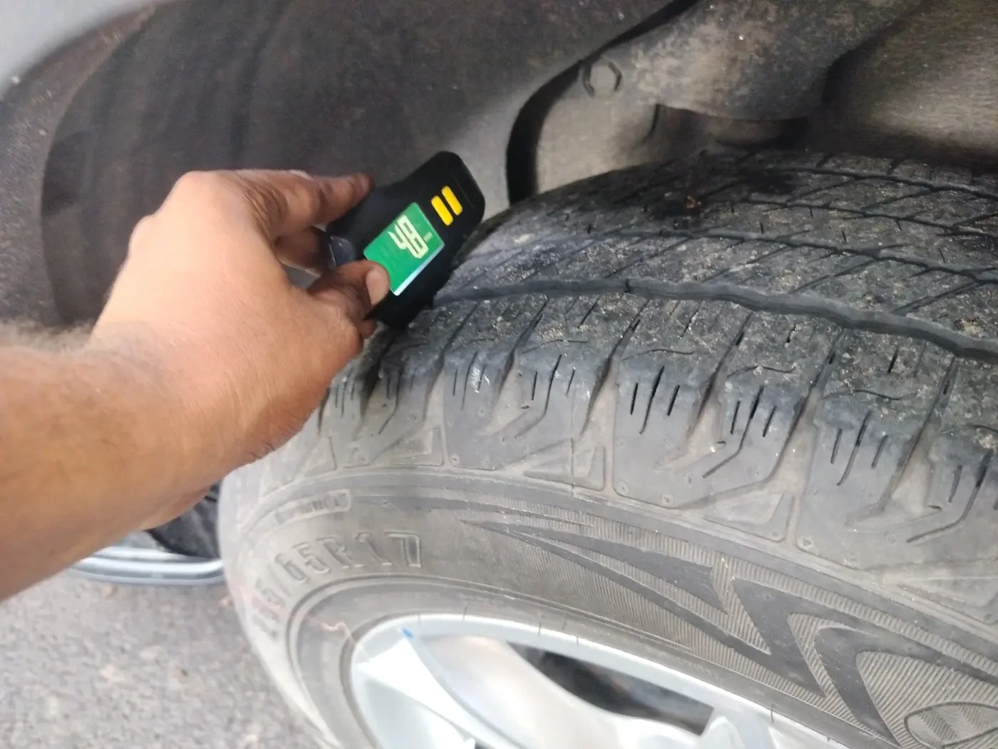 2019 Tata Harrier XZ 2.0L, Diesel, Manual, 73,930 km, tyre