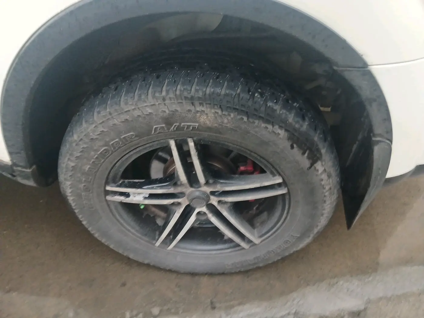 2018 Mahindra XUV500 W7 AT, Diesel, Automatic, 58,384 km, tyre