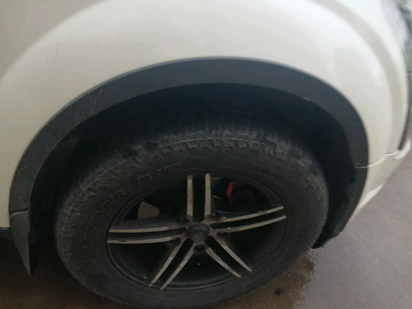 2018 Mahindra XUV500 W7 AT, Diesel, Automatic, 58,384 km, tyre