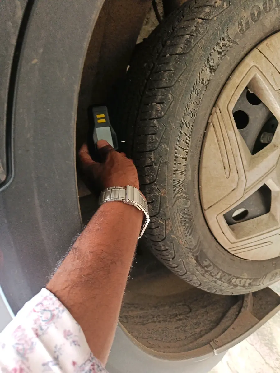 2025 Tata NEXON Pure Plus 1.2 Petrol 6MT, Petrol, Manual, 25,020 km, tyre
