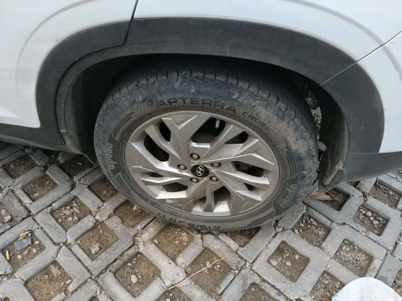 2021 Hyundai Creta SX EXECUTIVE 1.5 DIESEL, Diesel, Manual, 1,74,126 km, tyre