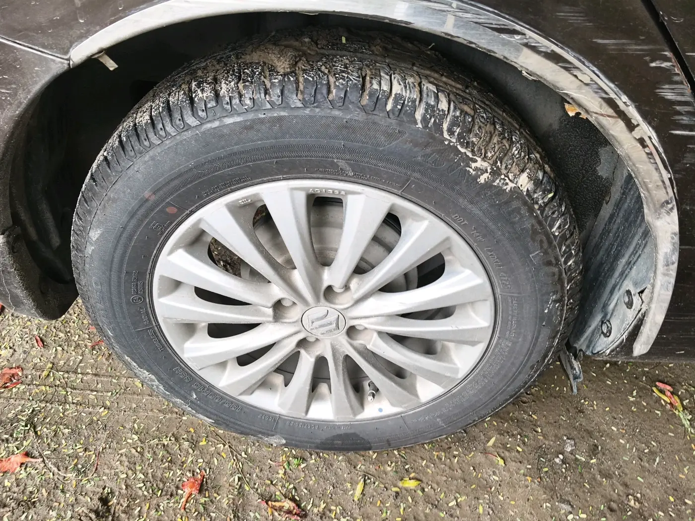 2014 Maruti Ciaz ZXI AT, Petrol, Automatic, 91,474 km, tyre