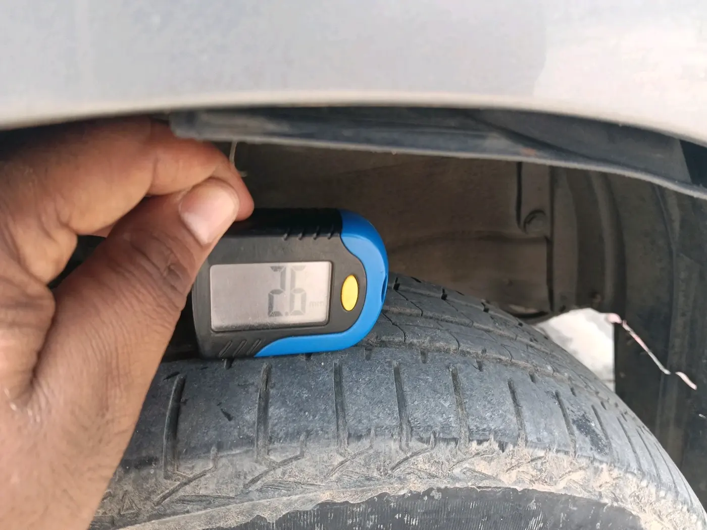 2017 Maruti Wagon R 1.0 LXI CNG, CNG, Manual, 87,827 km, tyre