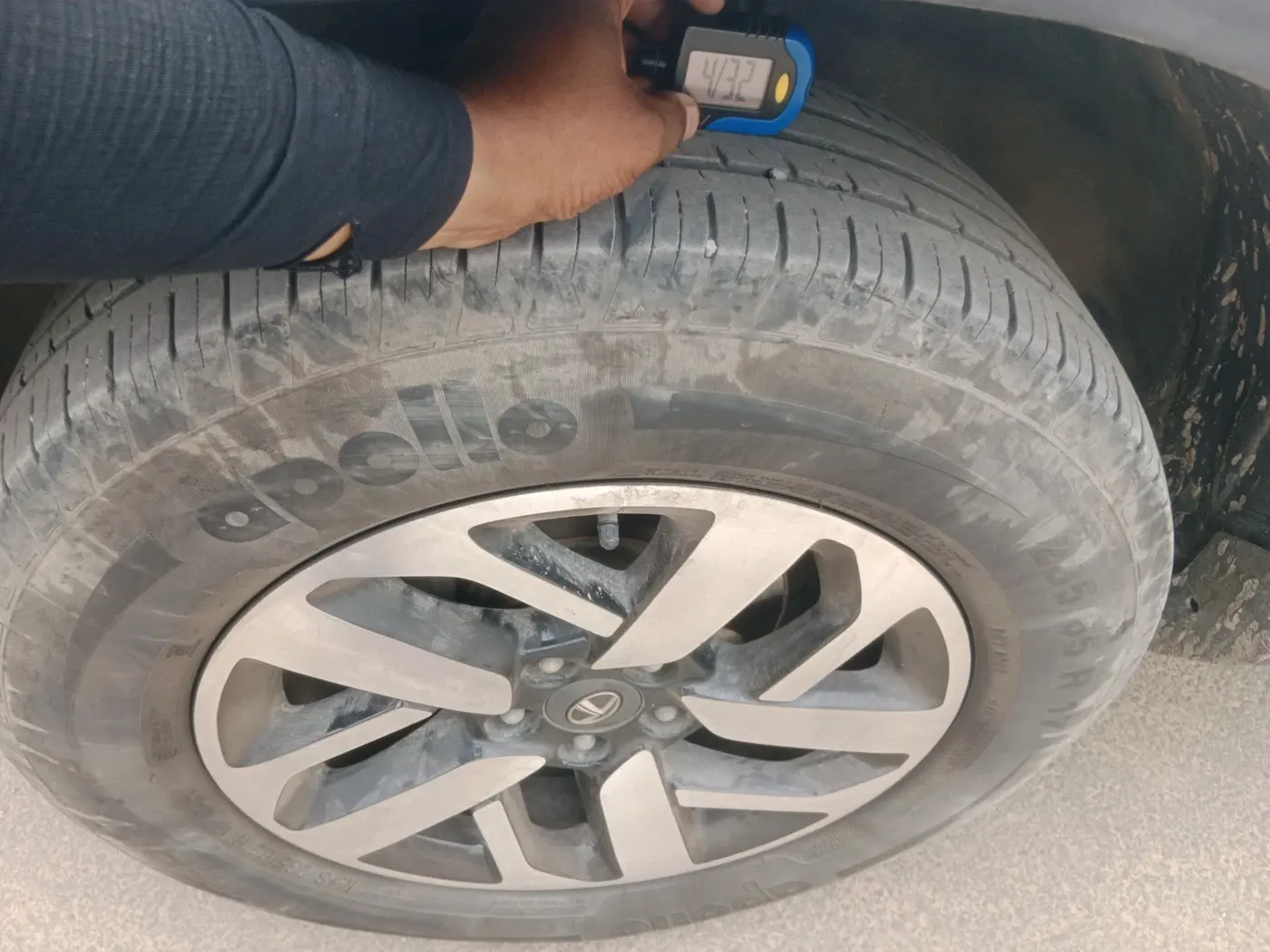 2022 Tata Harrier XZA PLUS 2.0L KRYOTEC HALO EDITION, Diesel, Automatic, 45,343 km, tyre